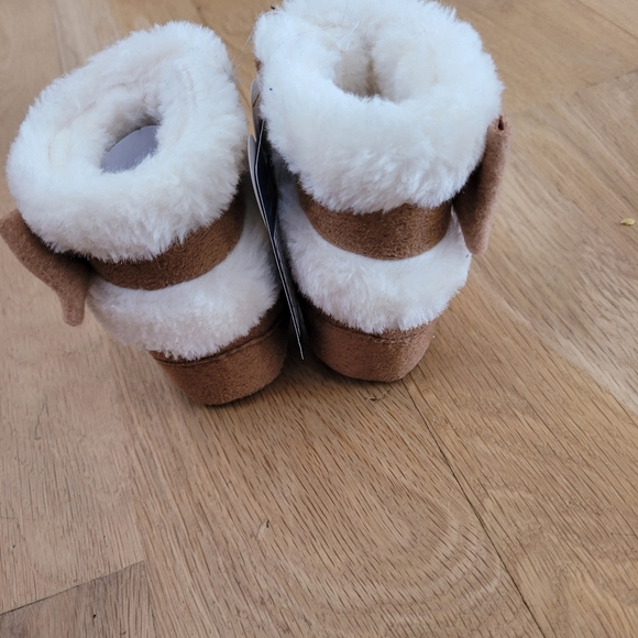 Baby Boots Size 1 - Picture 2 of 5